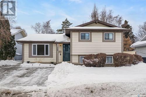 146 Weyakwin Drive, Saskatoon, SK - Outdoor With Facade