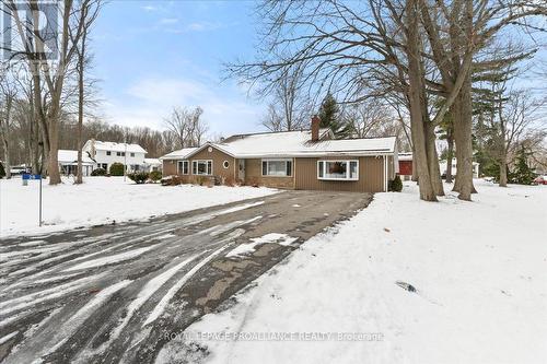 28 Wayne Crescent, Quinte West, ON - Outdoor With Facade