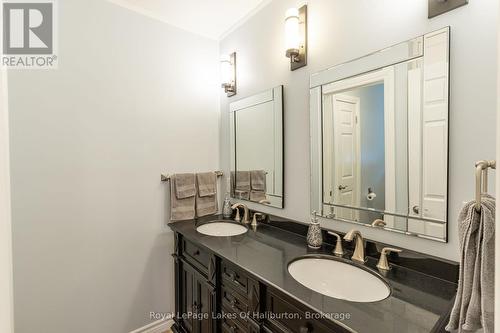 2825 Ib & O Rail Trail, Highlands East, ON - Indoor Photo Showing Bathroom