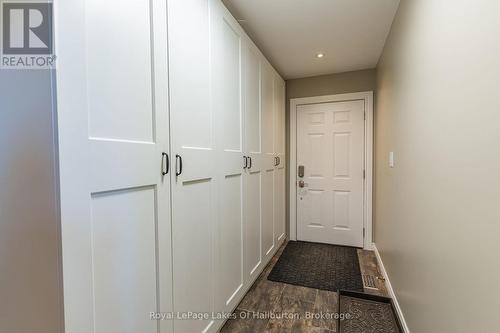 2825 Ib & O Rail Trail, Highlands East, ON - Indoor Photo Showing Other Room