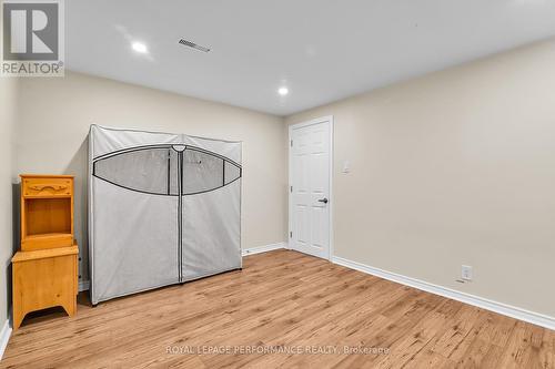 882 Balsam Drive, Ottawa, ON - Indoor Photo Showing Other Room