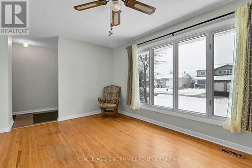 882 Balsam Drive, Ottawa, ON - Indoor Photo Showing Other Room