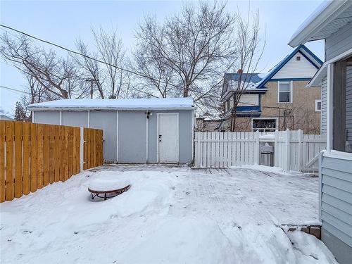 317 Dennis Street, Brandon, MB - Outdoor