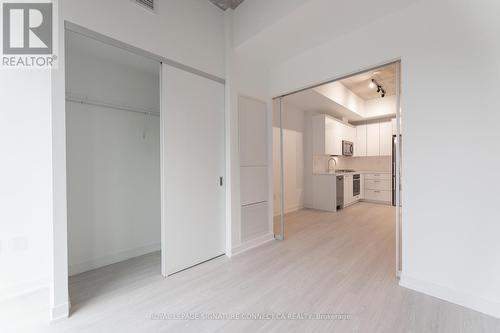 714 - 195 Mccaul Street, Toronto, ON - Indoor