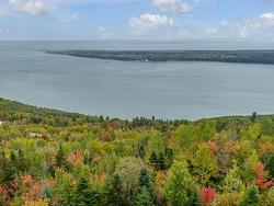 Vue sur l'eau - 