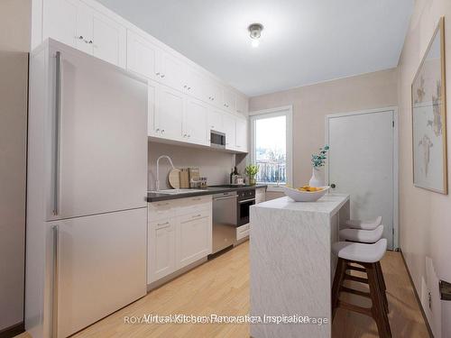 172 Sheridan Ave, Toronto, ON - Indoor Photo Showing Kitchen