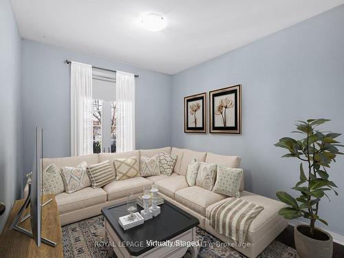 172 Sheridan Ave, Toronto, ON - Indoor Photo Showing Living Room