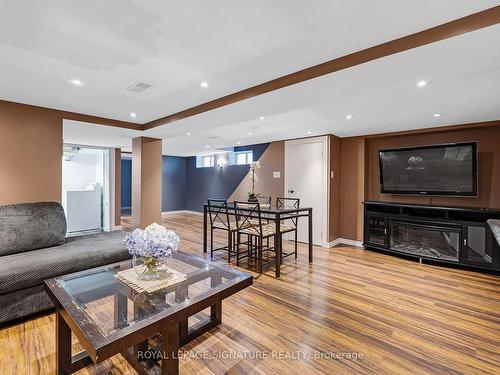 172 Sheridan Ave, Toronto, ON - Indoor Photo Showing Living Room