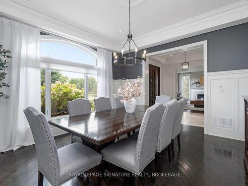 52 Grayfield Dr, Whitchurch-Stouffville, ON - Indoor Photo Showing Dining Room