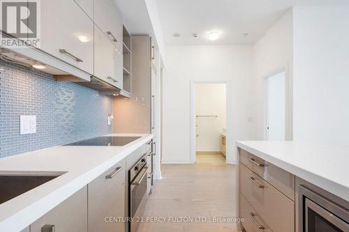 4309 - 65 St Mary Street, Toronto, ON - Indoor Photo Showing Kitchen With Upgraded Kitchen