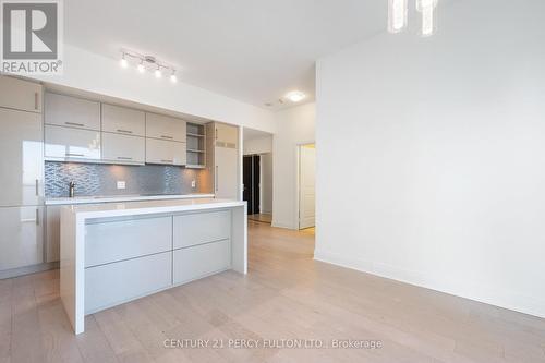 4309 - 65 St Mary Street, Toronto, ON - Indoor Photo Showing Kitchen