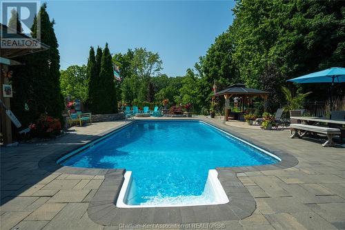 9525 River Line, Chatham, ON - Outdoor With In Ground Pool With Backyard