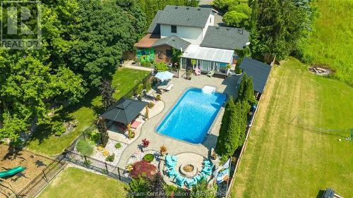 9525 River Line, Chatham, ON - Outdoor With In Ground Pool With View