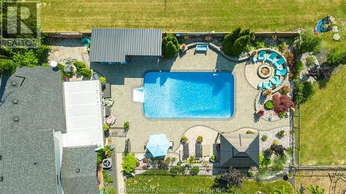 9525 River Line, Chatham, ON - Outdoor With In Ground Pool With View