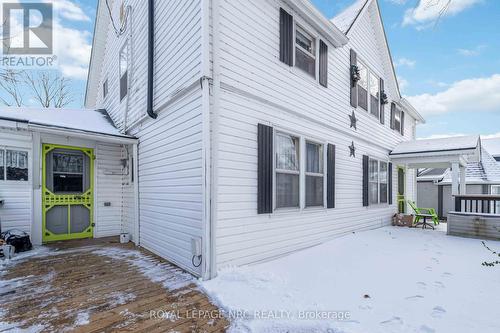 368 Ridgeway Road, Fort Erie (337 - Crystal Beach), ON - Outdoor