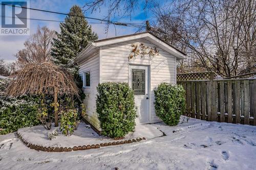 104 Dumbarton Street, Guelph (Waverley), ON - Outdoor