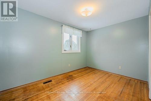 36 Devere Drive, Guelph (College), ON - Indoor Photo Showing Other Room