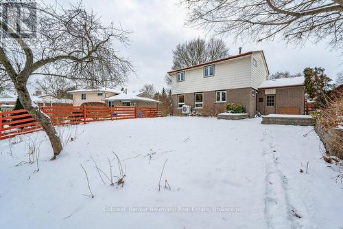 36 Devere Drive, Guelph (College), ON - Outdoor