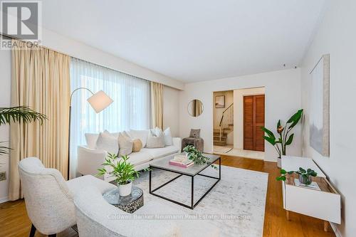 36 Devere Drive, Guelph (College), ON - Indoor Photo Showing Living Room