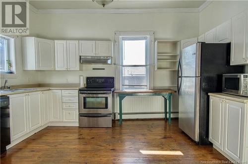 80-82 Bridge Street, Saint John, NB - Indoor Photo Showing Kitchen