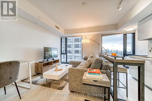 2308 - 188 Cumberland Street, Toronto, ON - Indoor