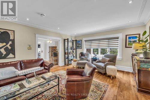 604 Queen Elizabeth Drive, Ottawa, ON - Indoor Photo Showing Living Room