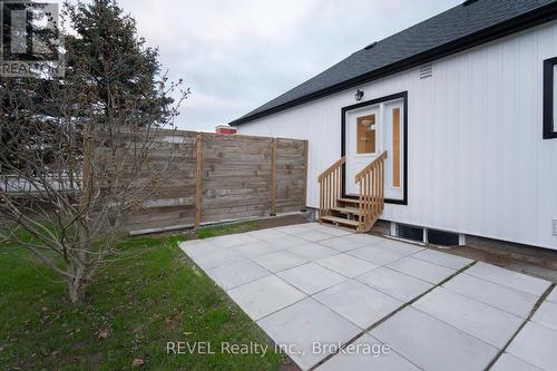 1 - 718 Ontario Road, Welland (773 - Lincoln/Crowland), ON - Outdoor