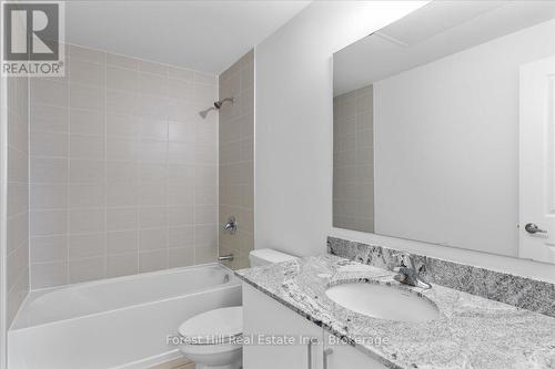 302 - 17 Spooner Crescent, Collingwood, ON - Indoor Photo Showing Bathroom