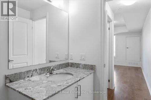 302 - 17 Spooner Crescent, Collingwood, ON - Indoor Photo Showing Bathroom