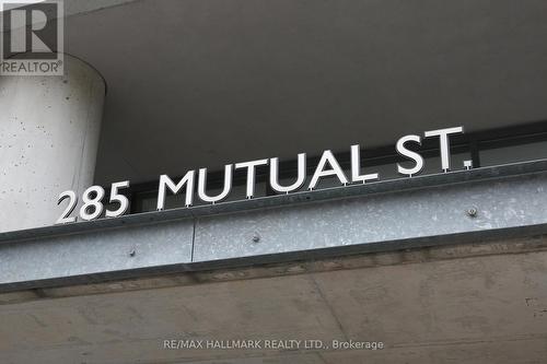 2201 - 285 Mutual Street, Toronto, ON - 