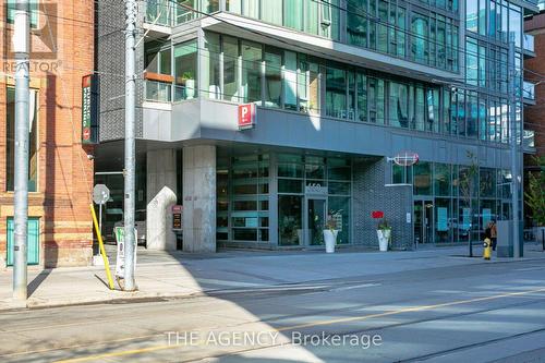 Ph01 - 650 King Street W, Toronto, ON - Outdoor