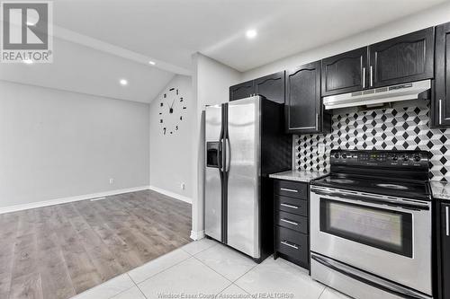 724 Cabana Road East, Windsor, ON - Indoor Photo Showing Kitchen