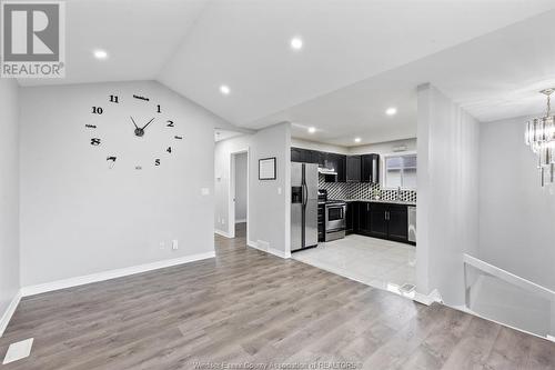 724 Cabana Road East, Windsor, ON - Indoor Photo Showing Kitchen