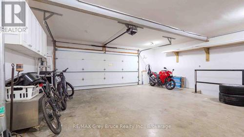 151 Grandore Street W, Georgian Bluffs, ON - Indoor Photo Showing Garage