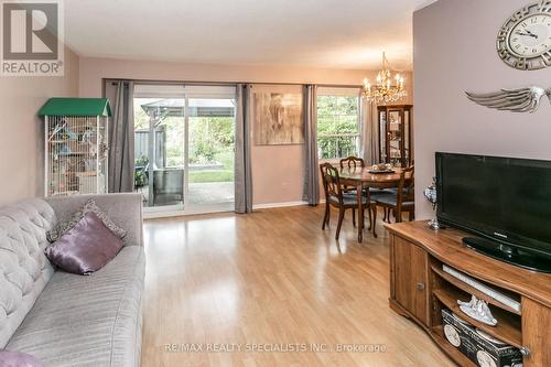 5 - 3400 Rhonda Valley Boulevard, Mississauga, ON - Indoor Photo Showing Living Room