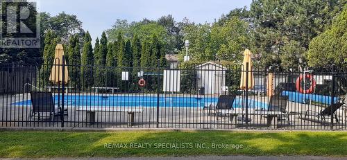 5 - 3400 Rhonda Valley Boulevard, Mississauga, ON - Outdoor With In Ground Pool