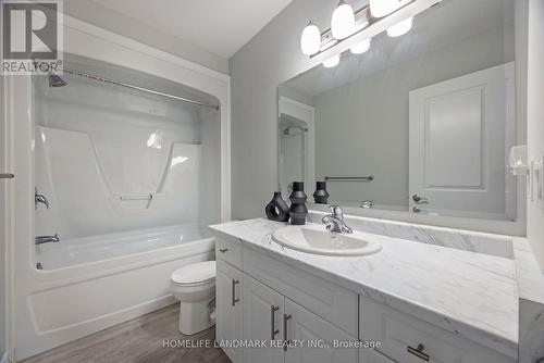 79 - 1061 Eagletrace Drive, London, ON - Indoor Photo Showing Bathroom