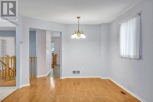 32 Elm Court, Kawartha Lakes (Lindsay), ON - Indoor Photo Showing Other Room