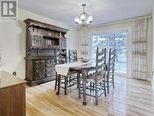 2047 Hamilton Road, London, ON - Indoor Photo Showing Dining Room