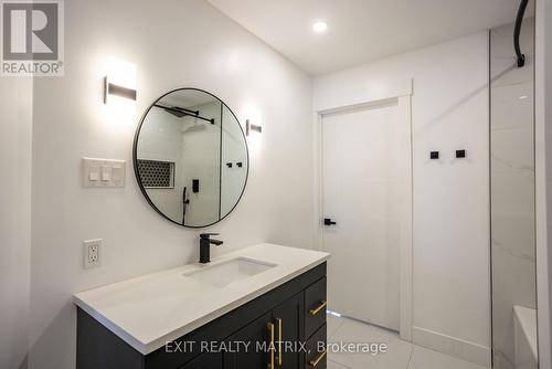 37 Dignard Street S, Russell, ON - Indoor Photo Showing Bathroom