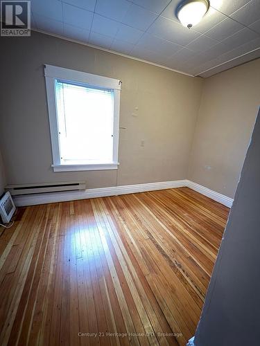 4869 Second Avenue, Niagara Falls (211 - Cherrywood), ON - Indoor Photo Showing Other Room