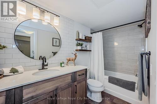 205 - 108 Summit Ridge Drive, Guelph (Grange Hill East), ON - Indoor Photo Showing Bathroom