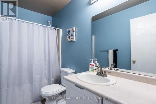 32 - 190 Fleming Drive, London, ON - Indoor Photo Showing Bathroom