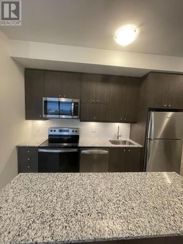 512 - 1415 Dundas Street E, Oakville, ON - Indoor Photo Showing Kitchen With Stainless Steel Kitchen