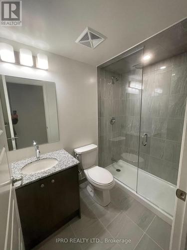 512 - 1415 Dundas Street E, Oakville, ON - Indoor Photo Showing Bathroom