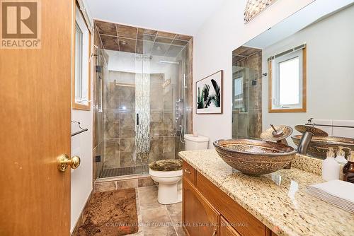 24 Bascary Crescent, St. Catharines (462 - Rykert/Vansickle), ON - Indoor Photo Showing Bathroom