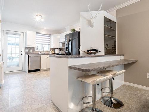 Kitchen - 5988  - 5994 Rue De La Frontière, Sherbrooke (Brompton/Rock Forest/Saint-Élie/Deauville), QC - Indoor Photo Showing Kitchen With Upgraded Kitchen