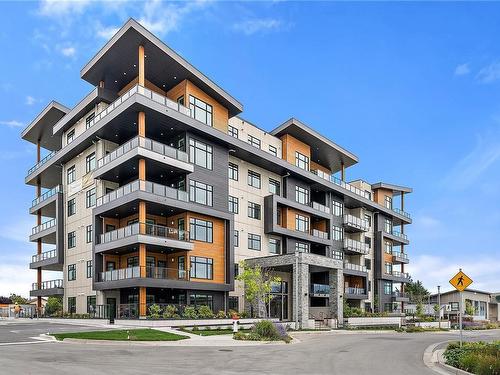 103-2520 Hackett Cres, Central Saanich, BC - Outdoor With Facade