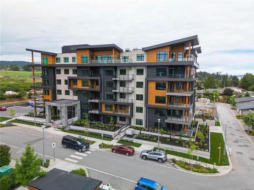 203-2520 Hackett Cres, Central Saanich, BC - Outdoor