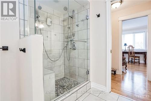 365 Echo Drive, Ottawa, ON - Indoor Photo Showing Bathroom